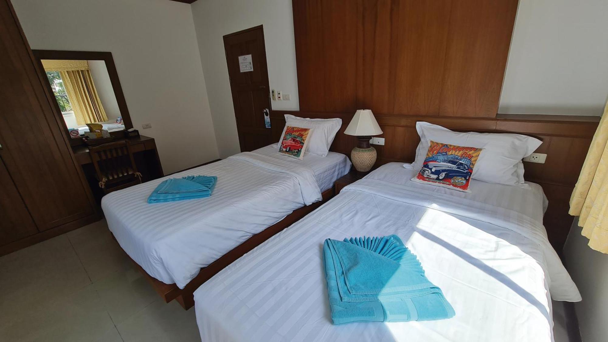 Pipikuku Hotel & Restaurant Patong ภายนอก รูปภาพ